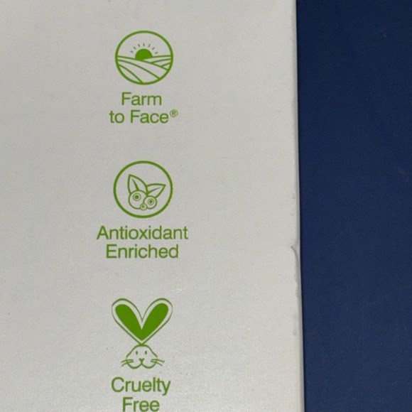 Radical Recovery Moisturizing Lotion Coola Organic Ultra Soothing 5 Fl. - Picture 8 of 10